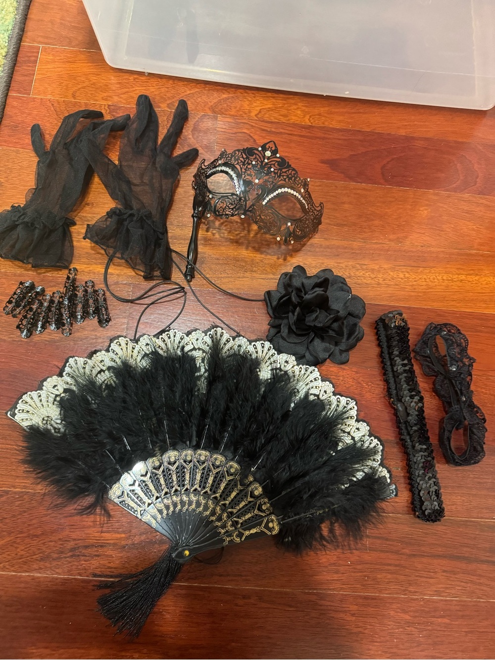 🎃Black Feather Fan & Masquerade Accessory Set - Women's Costume Accessories